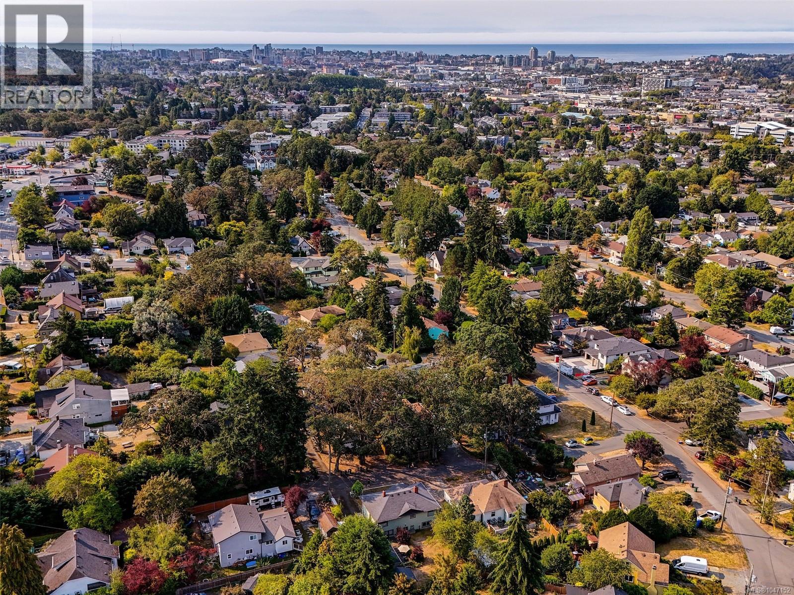 1050 Leslie Dr - 27