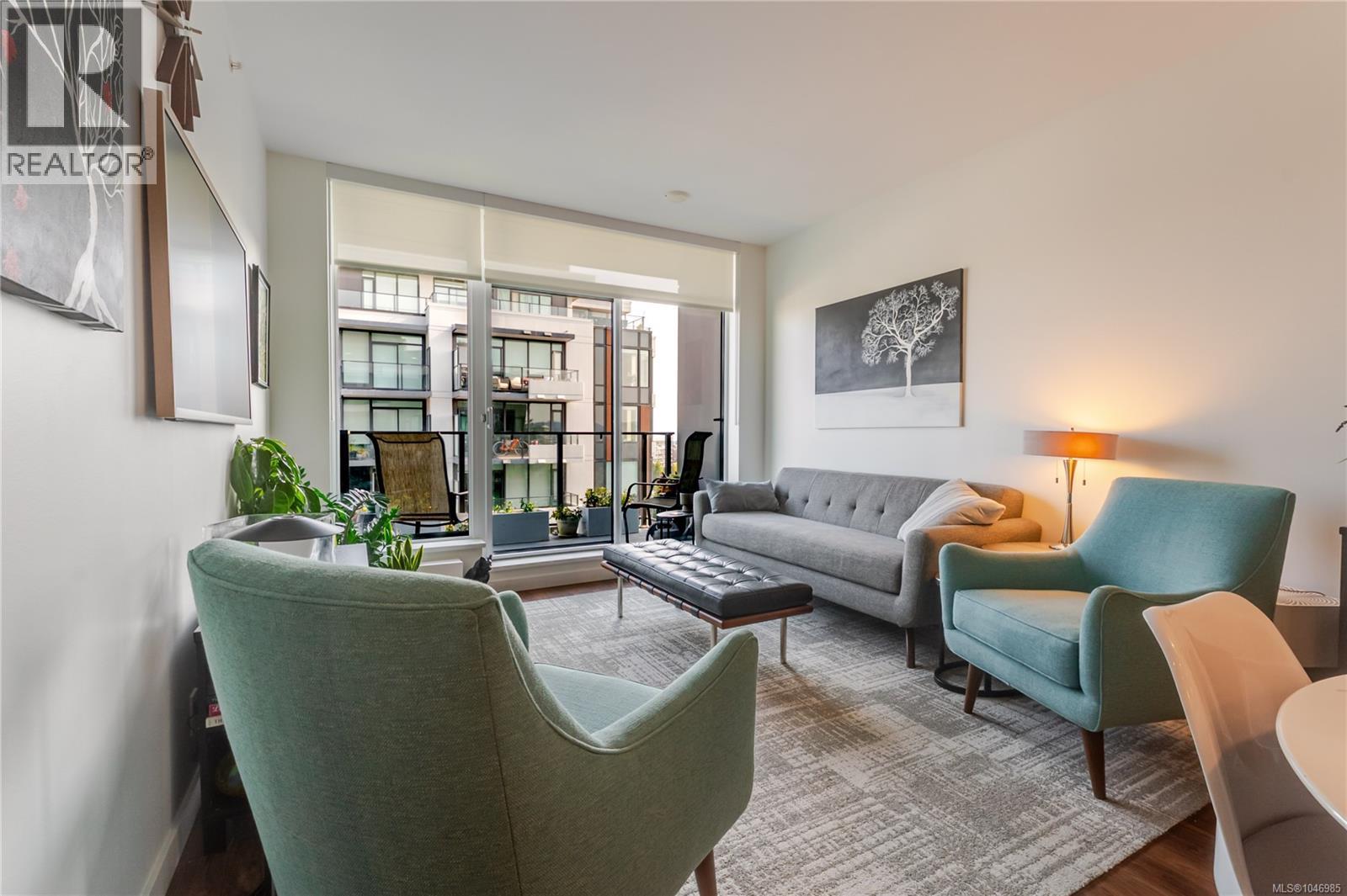 #1104 369 Tyee Rd - 2