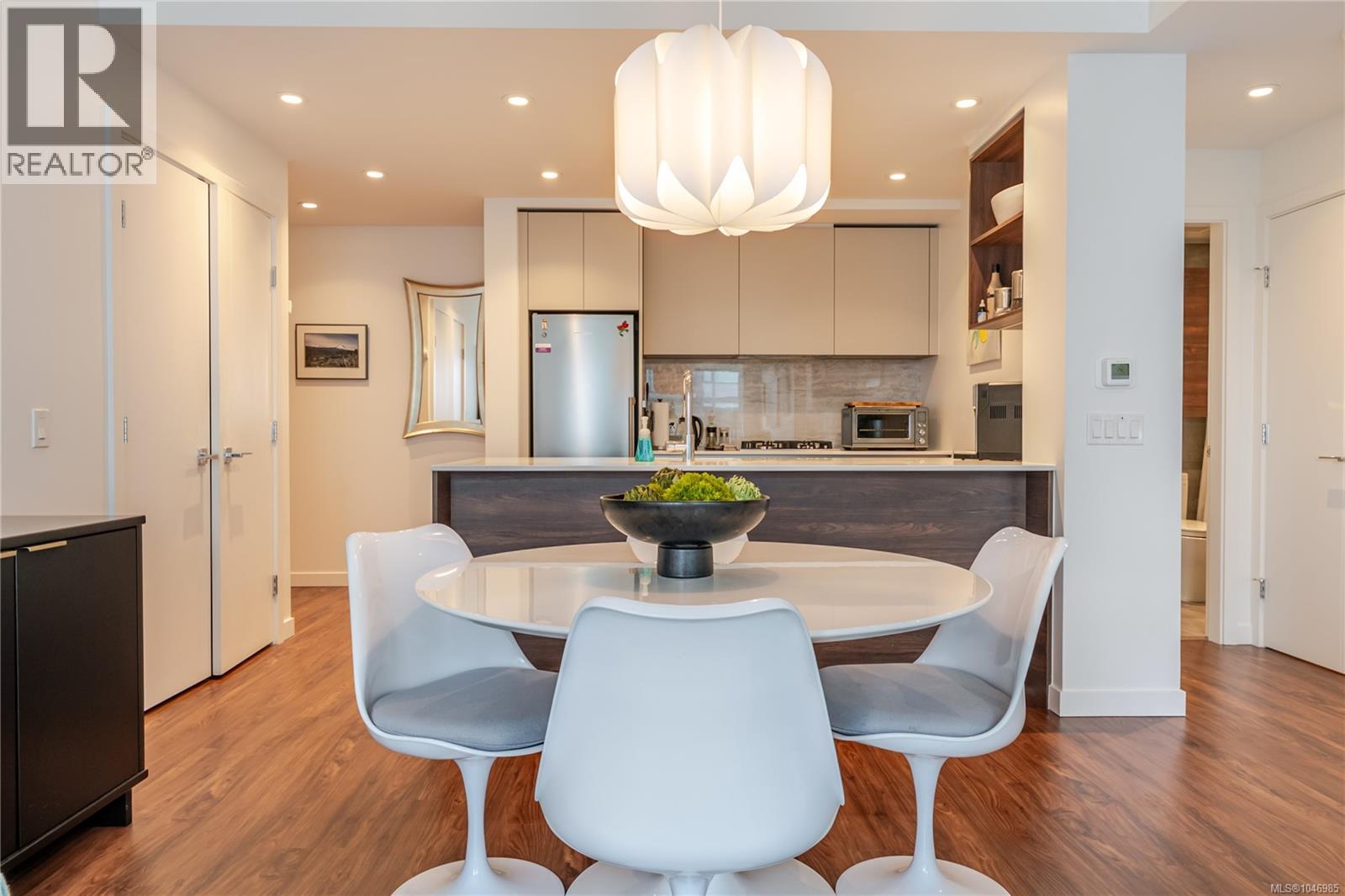 1104 369 Tyee Road, Victoria