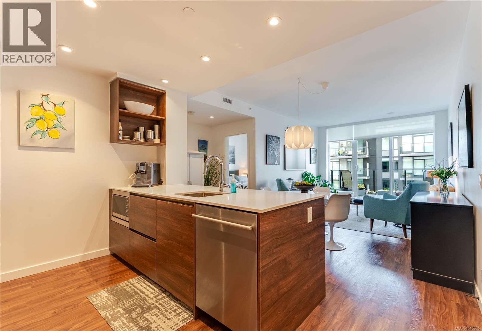 1104 369 Tyee Road, Victoria