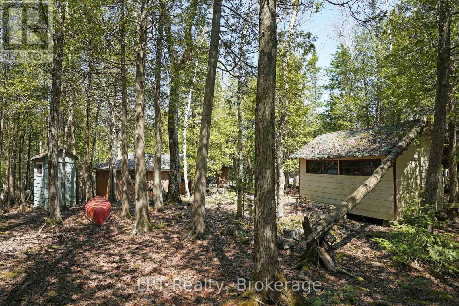 51 CEDAR TRAIL - 33