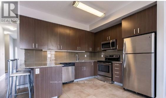 T101 - 62 BALSAM STREET — photo 2