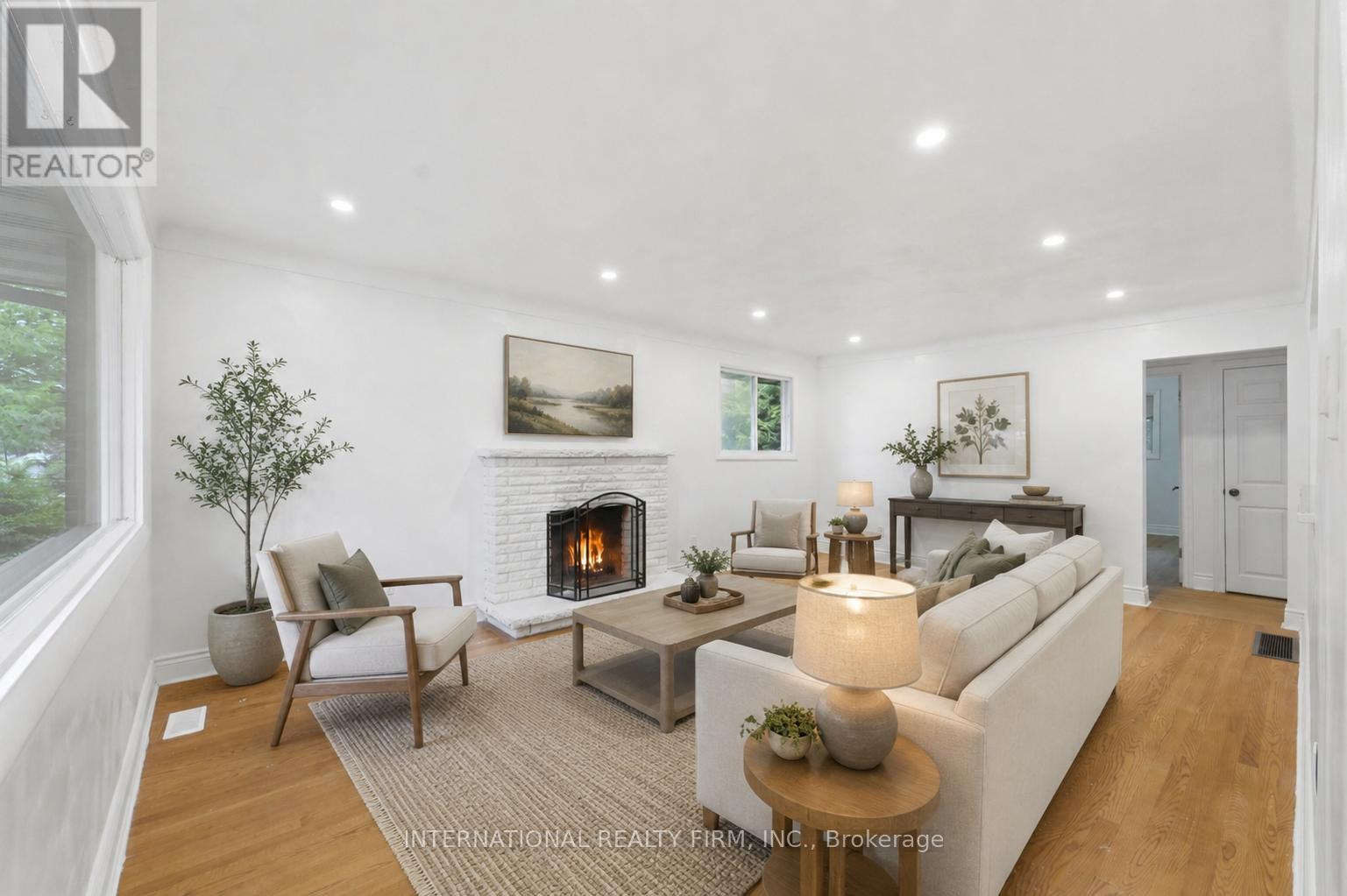 1213 ERINDALE DRIVE - 4