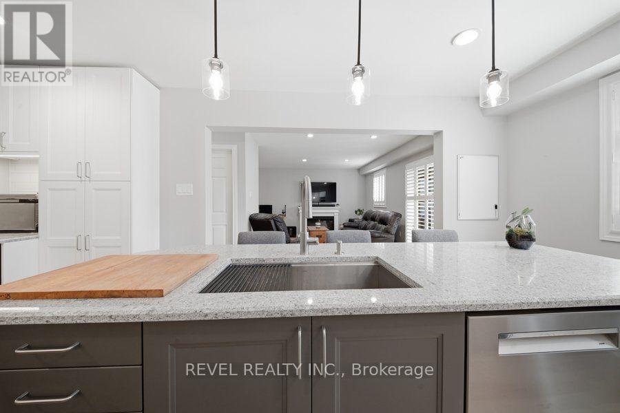 28 LAKE STREET - Image 17