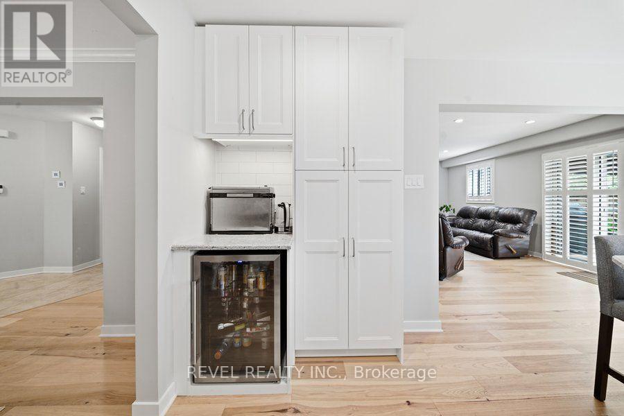 28 LAKE STREET - Image 18