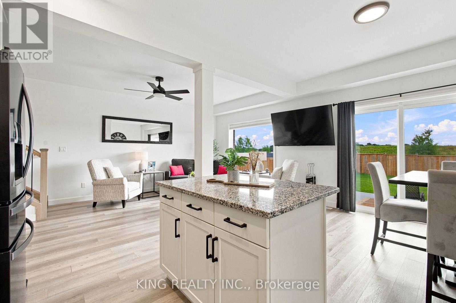 63 ROSINA LANE - Image 25