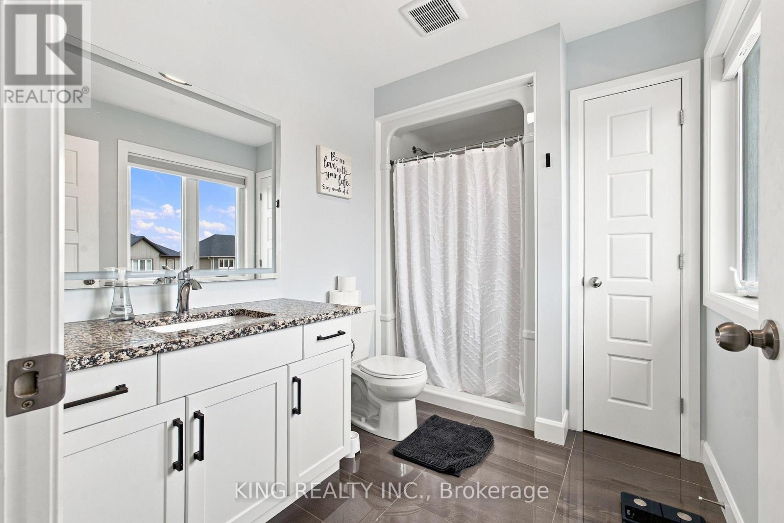 63 ROSINA LANE - Image 32