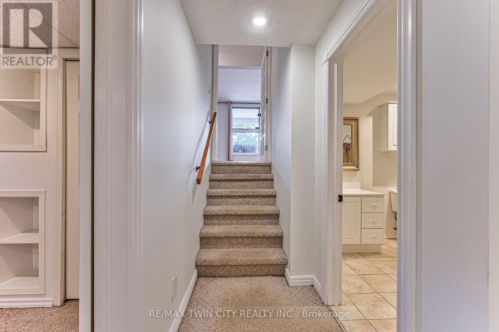 104 SPRINGBANK CRESCENT - 24