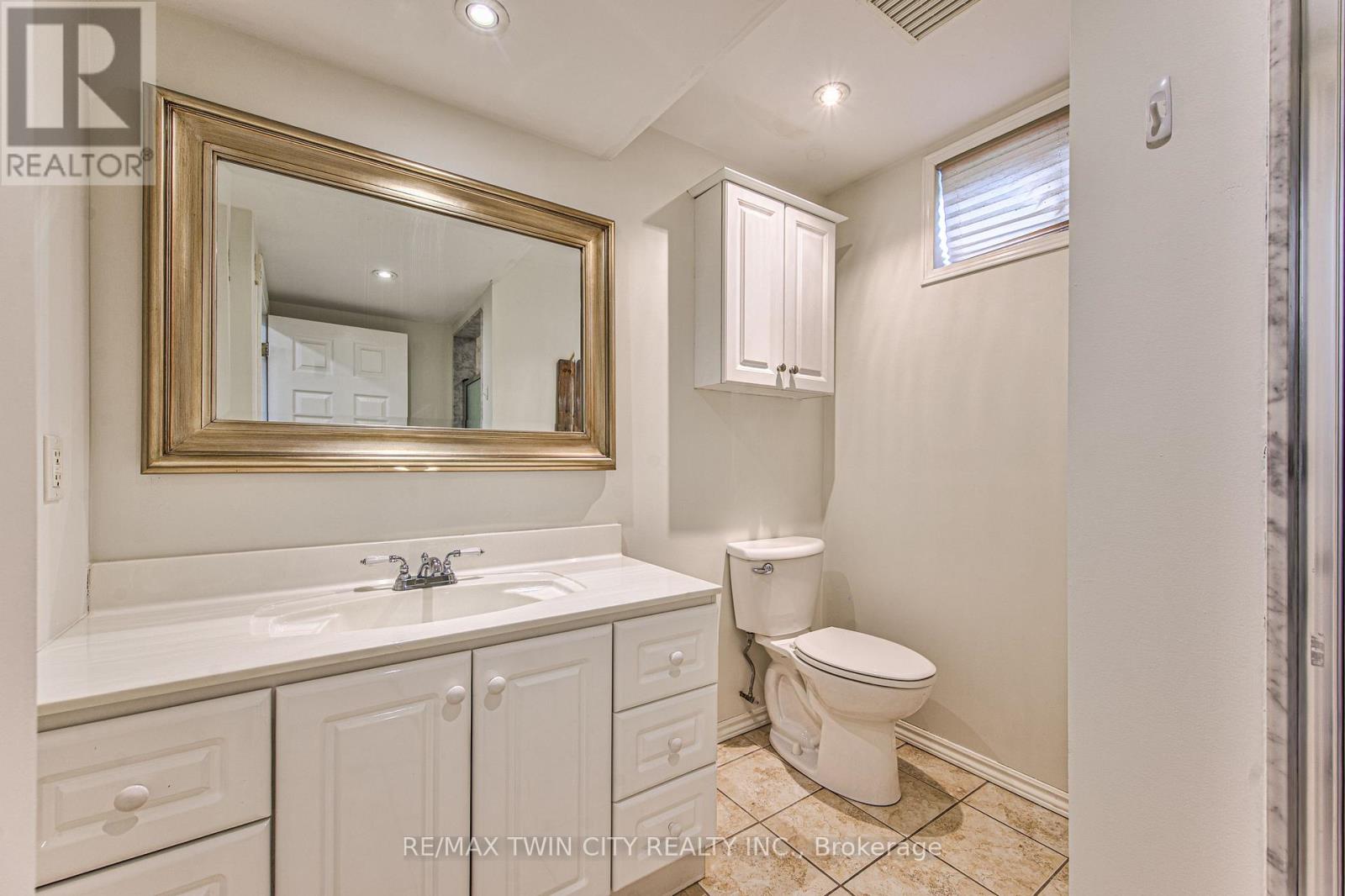 104 SPRINGBANK CRESCENT - 25