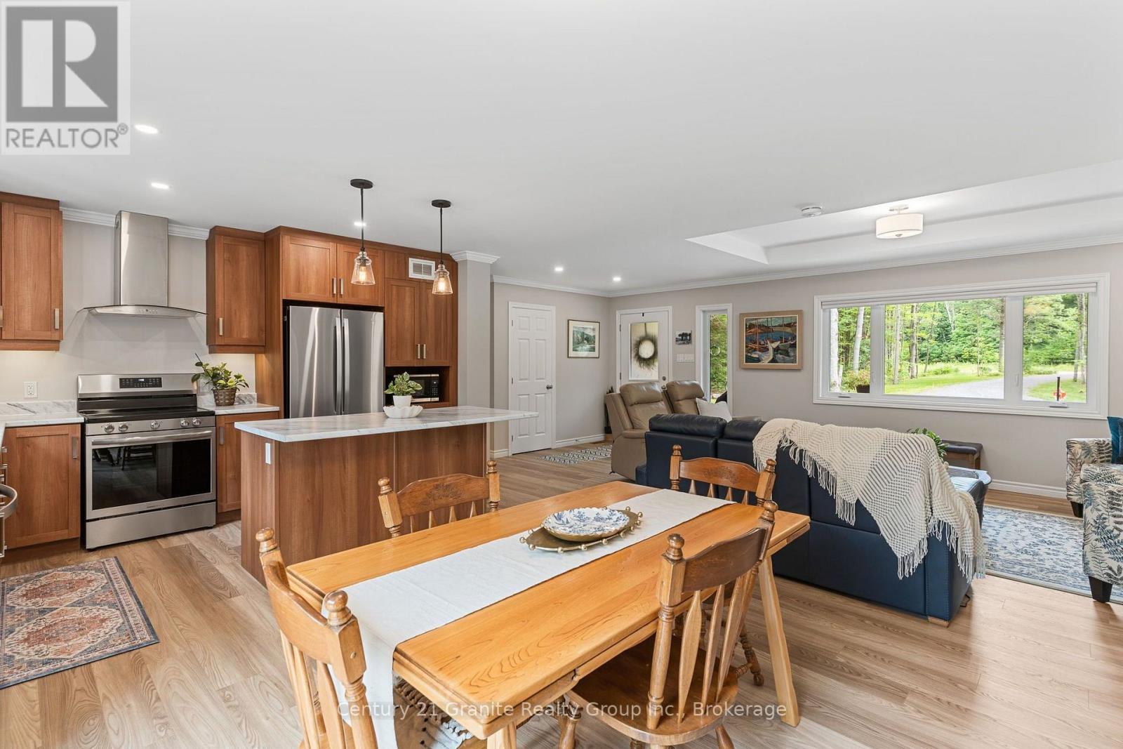 1097 HAWK VALLEY ROAD - Image 20