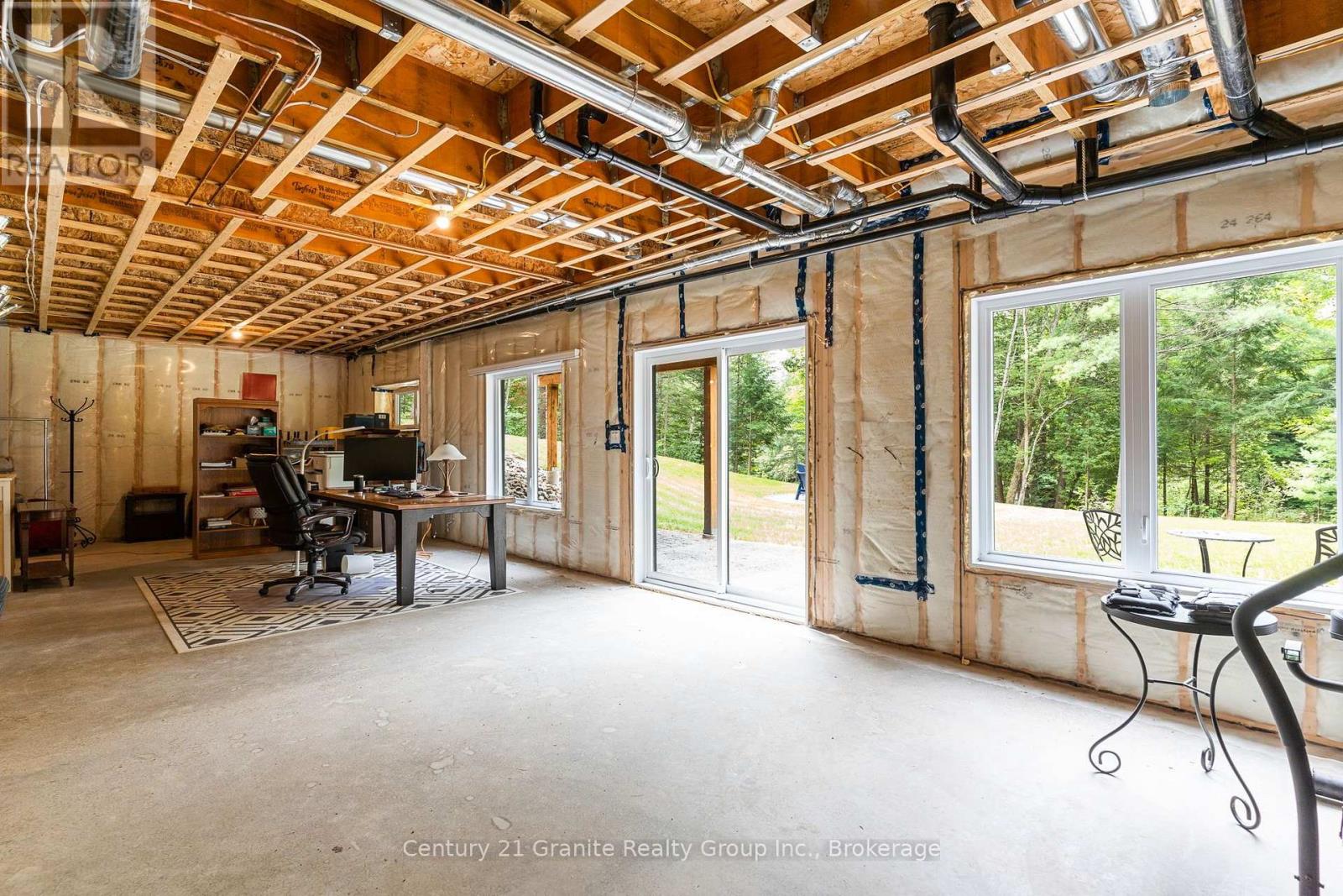 1097 HAWK VALLEY ROAD - 31