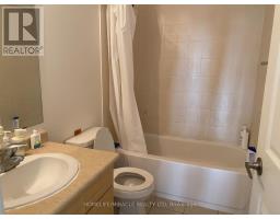 Bedroom 2 - 13 Vasto Lane, Toronto, ON M1M0C6 Photo 6