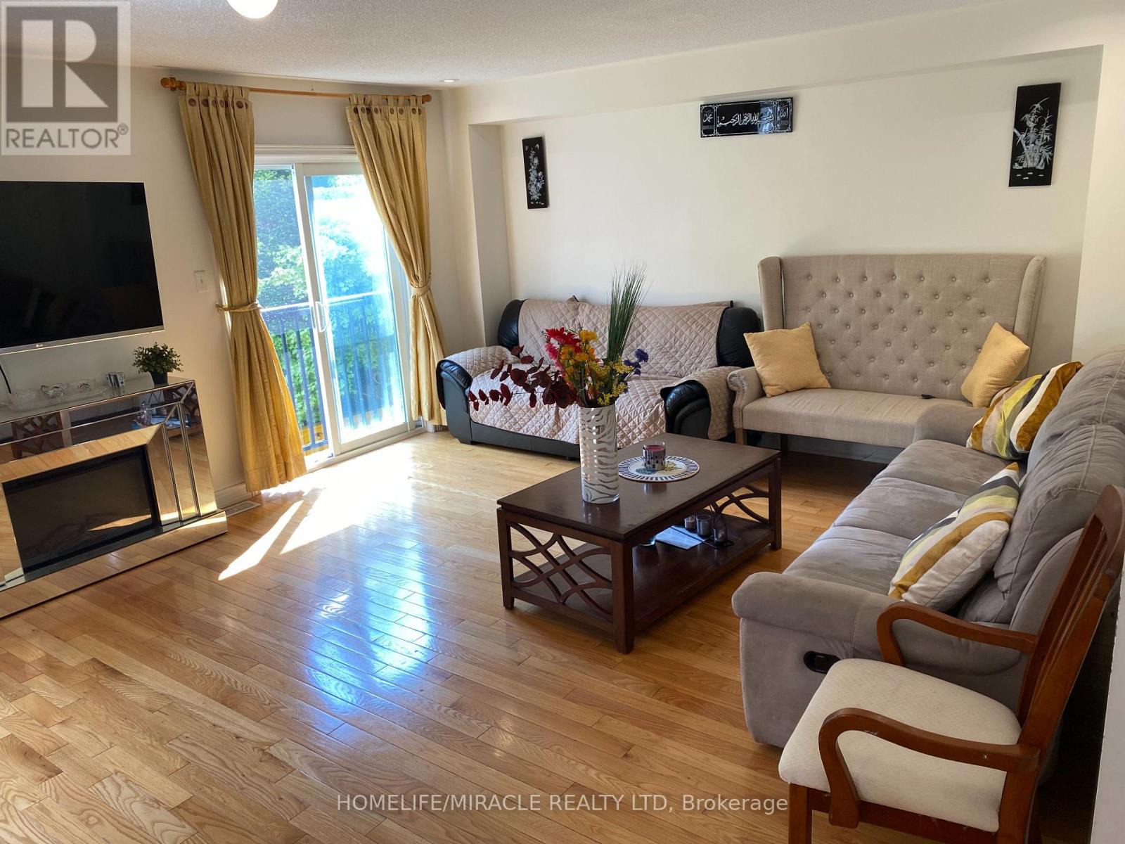 13 VASTO LANE - Image 24