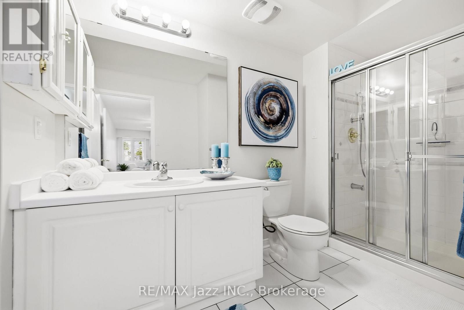 #115 1995 ROYAL ROAD - Image 20