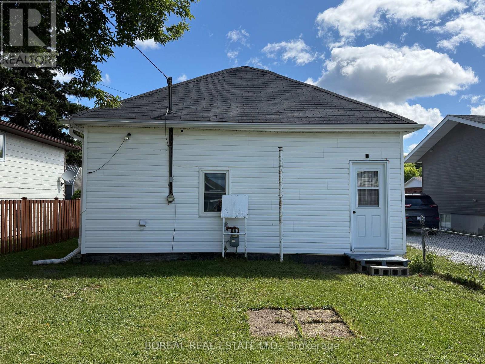 193 TWELFTH AVENUE - 6