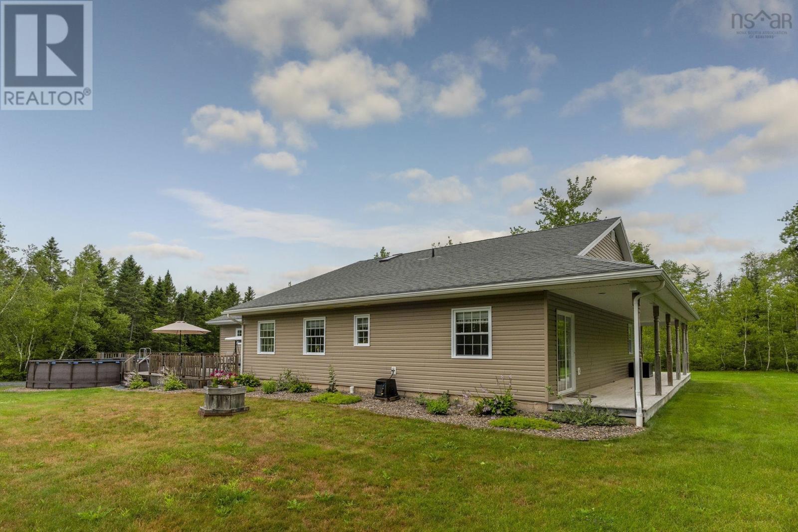 7450 Highway 14 - 4