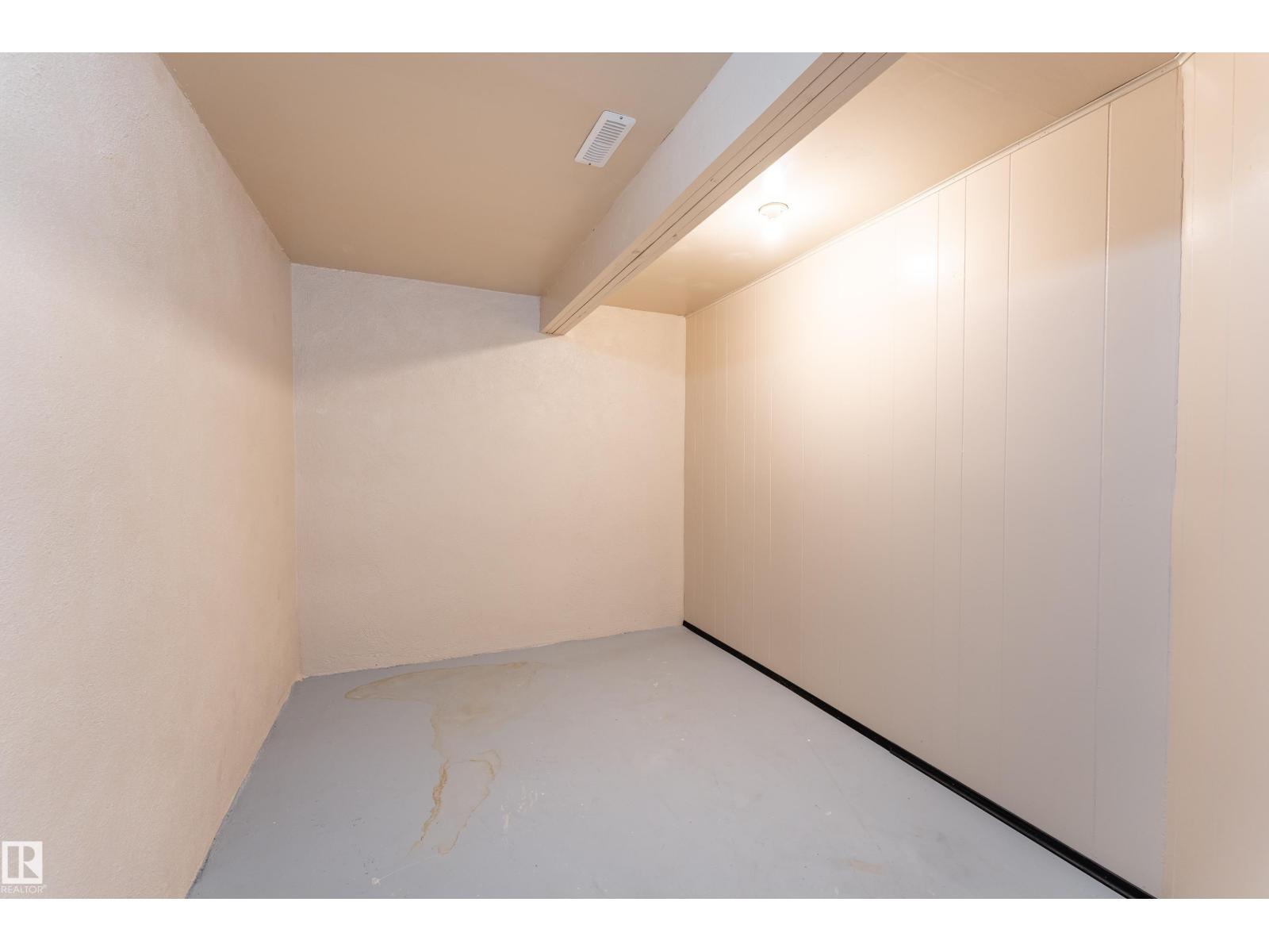 7120 139 AV NW - 29