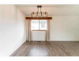 7120 139 Av Nw, Edmonton, AB T5C2M2 Photo 11