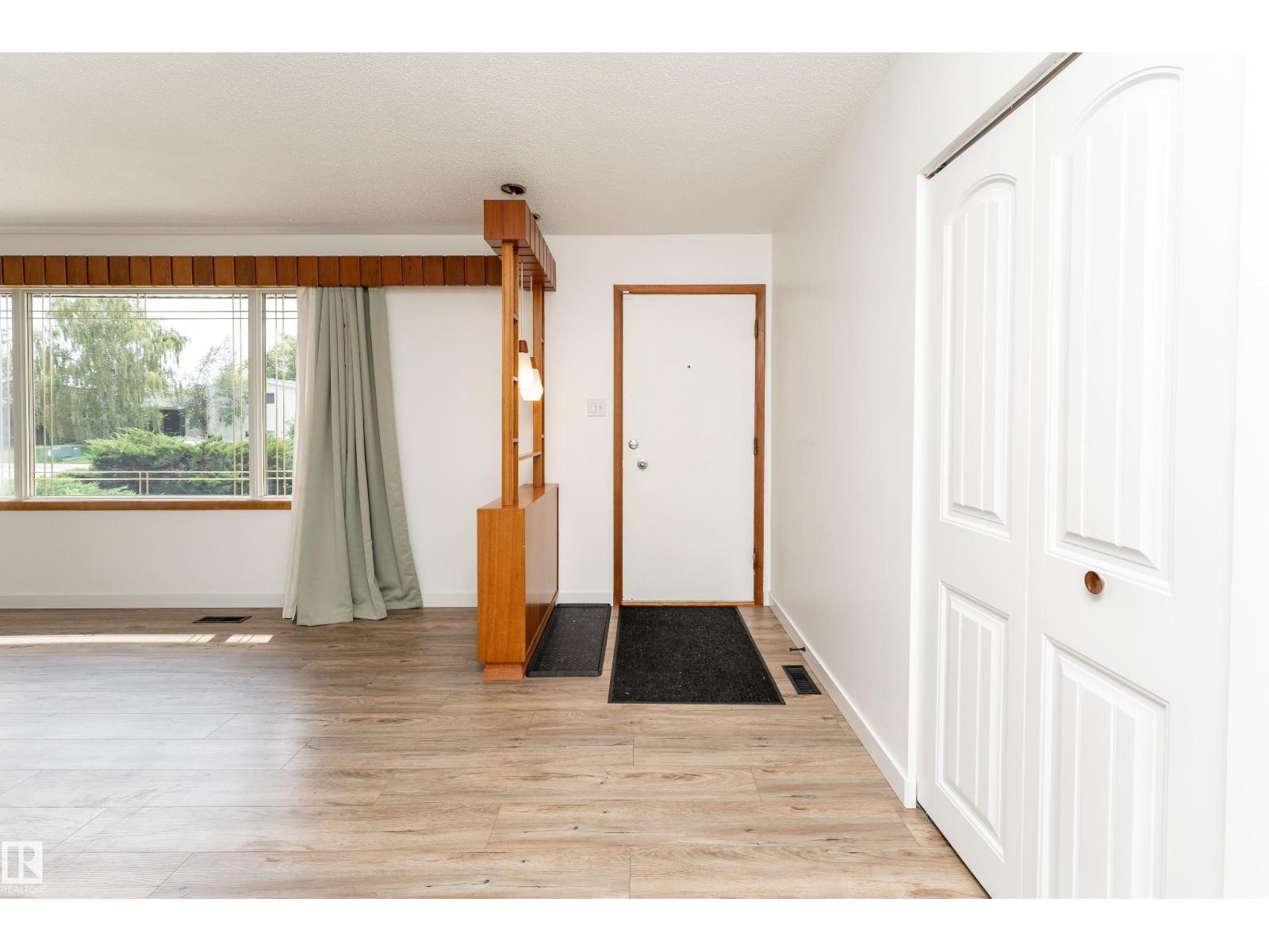 7120 139 AV NW - Image 6