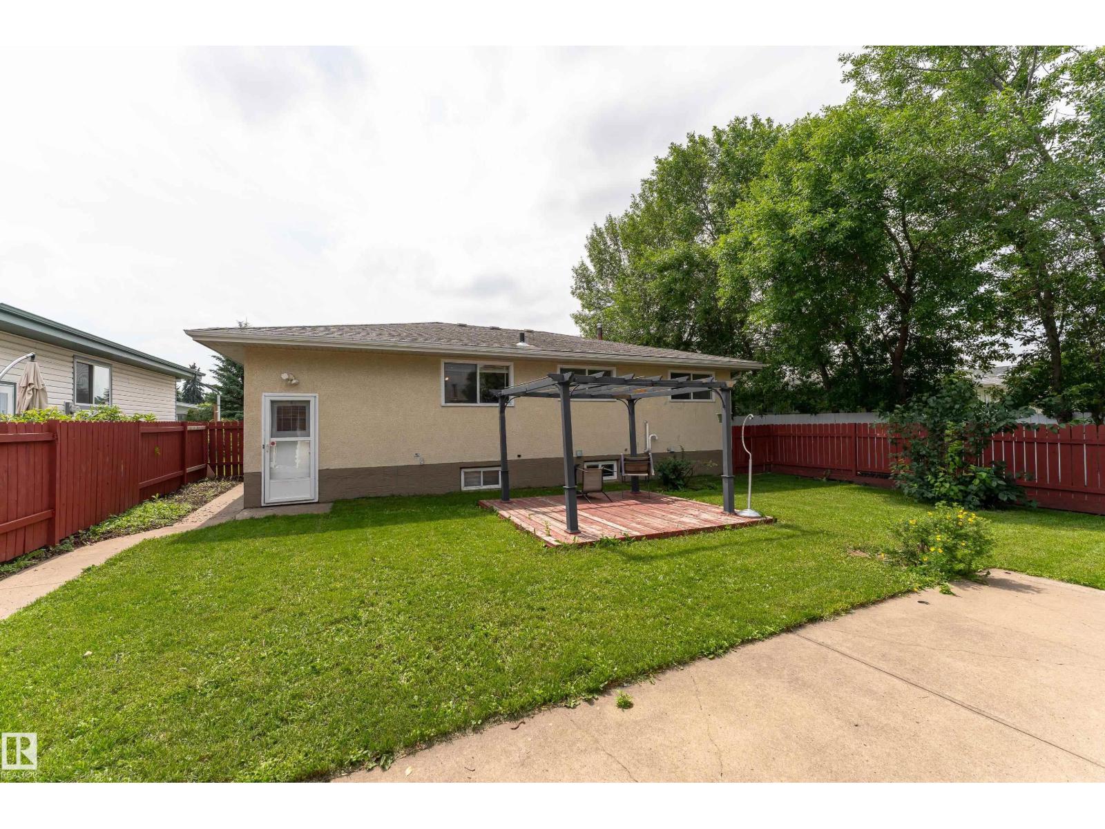 7120 139 AV NW - Image 37