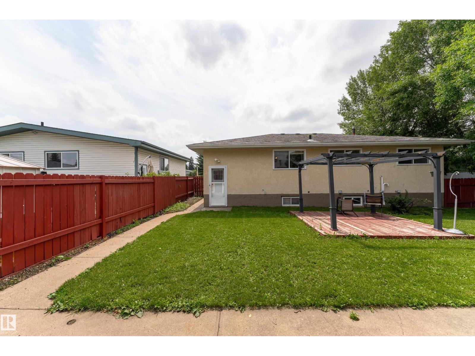 7120 139 AV NW - Image 38