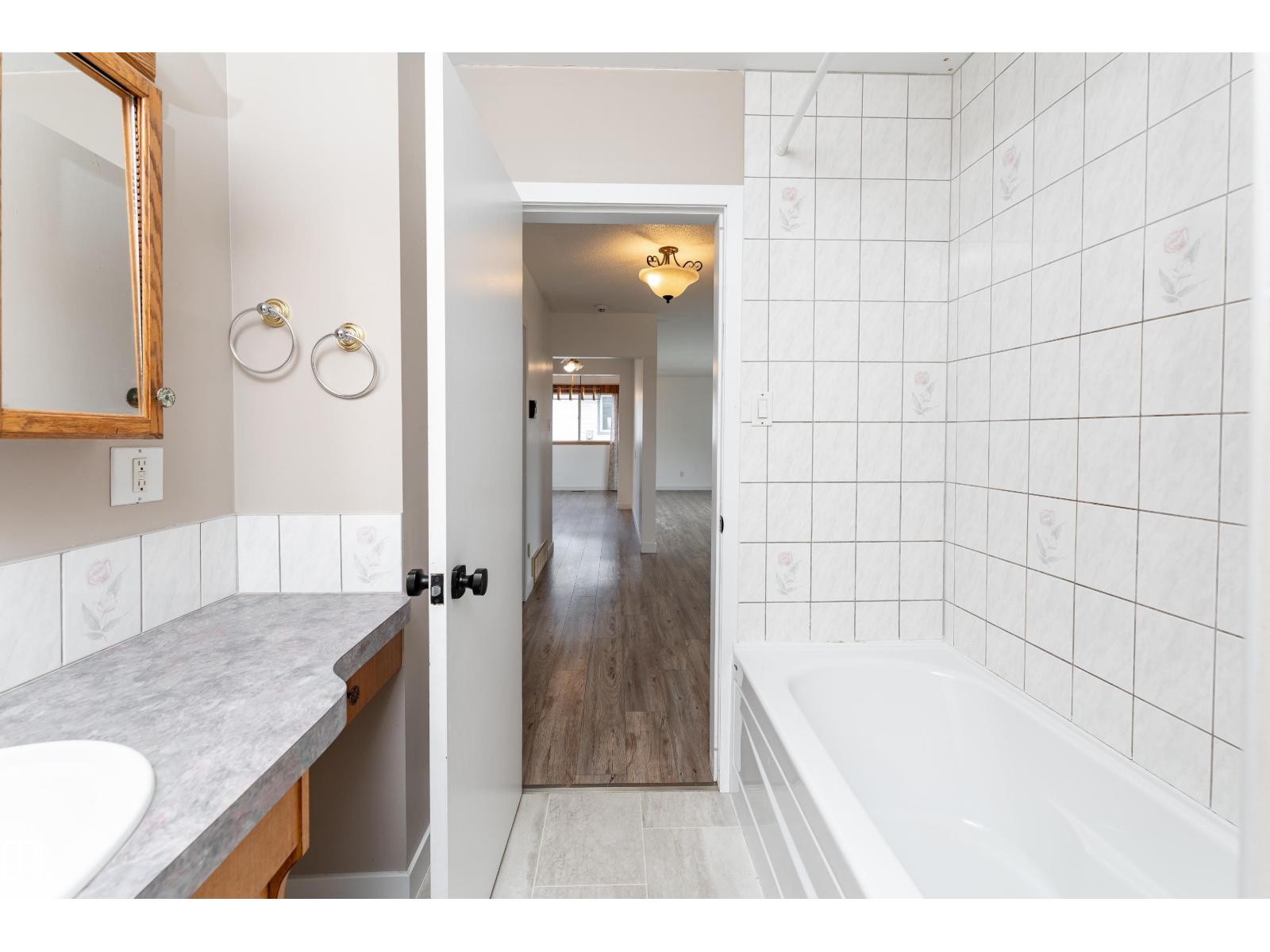 7120 139 AV NW - Image 21