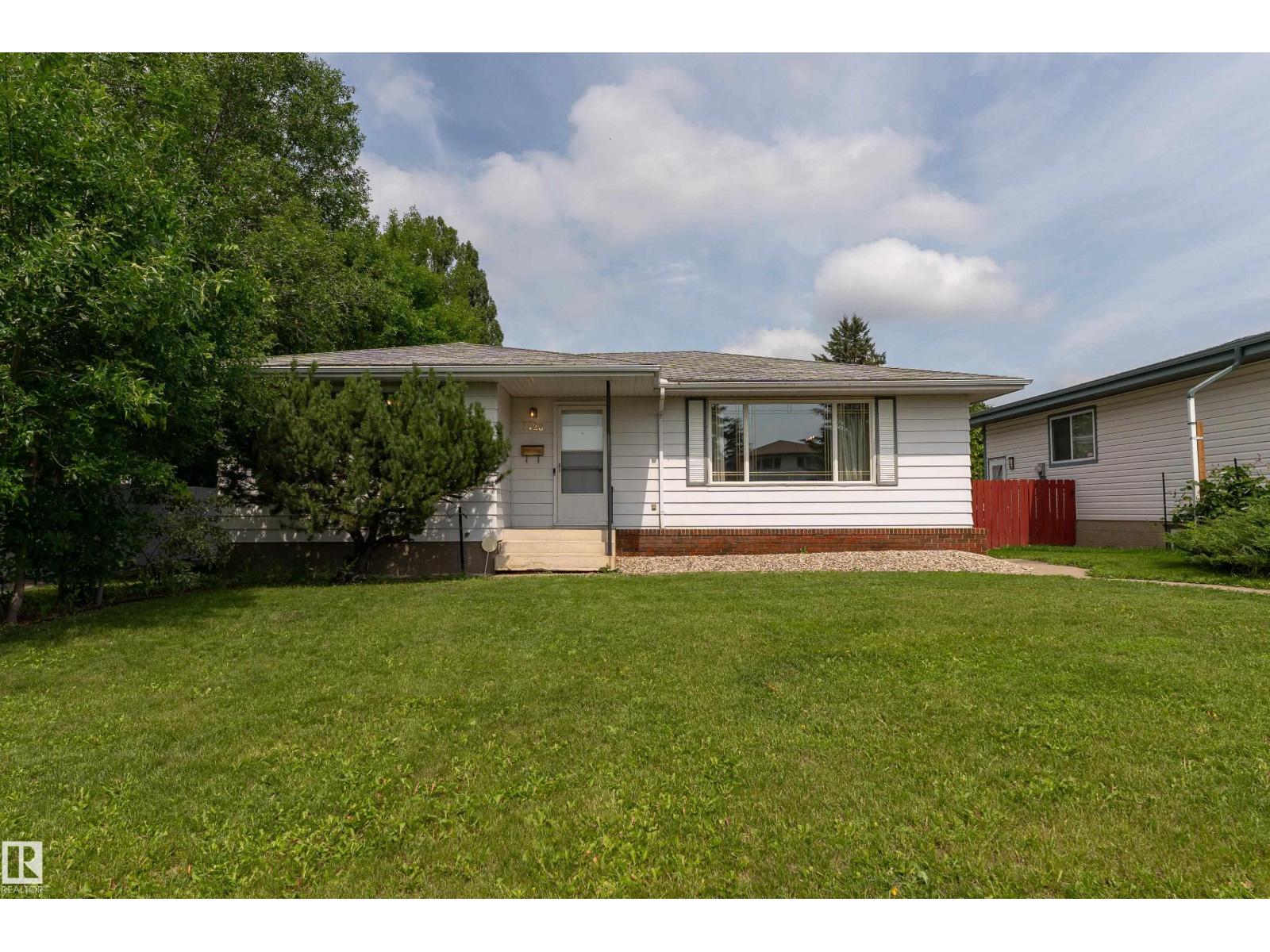 7120 139 AV NW - Image 35