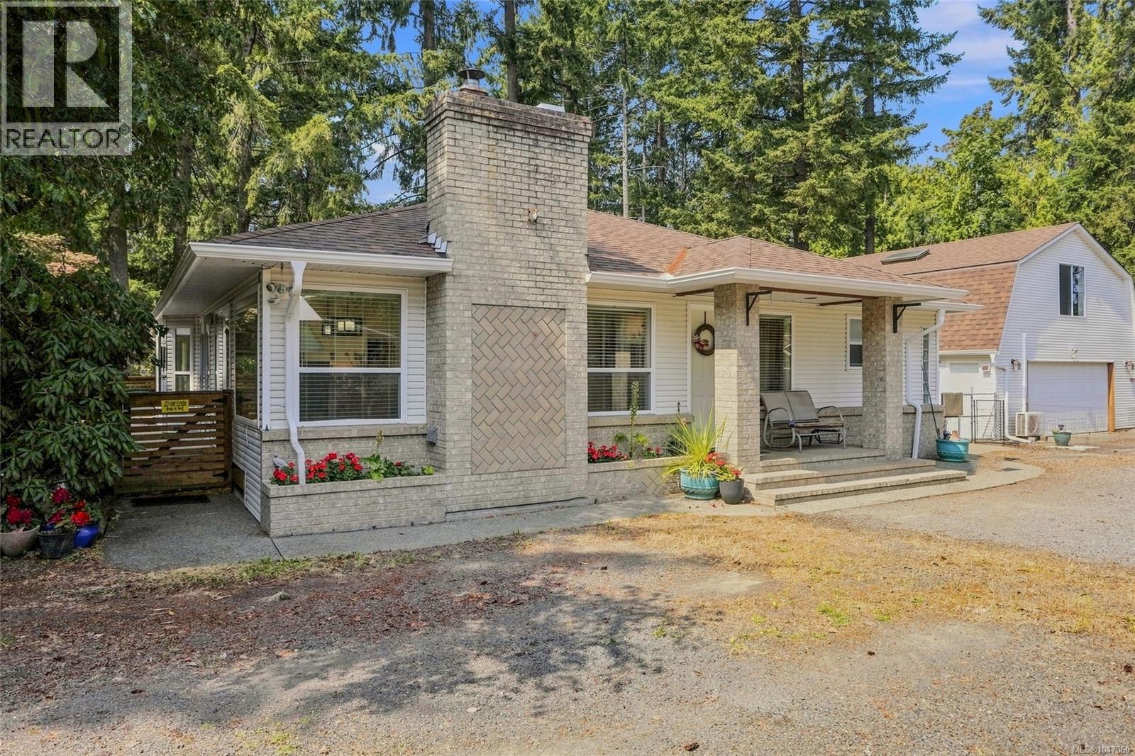 2319 Island Hwy E - Image 64