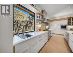 Laundry room - 732 Highpointe Place, Kelowna, BC V1V2Y3 Photo 11