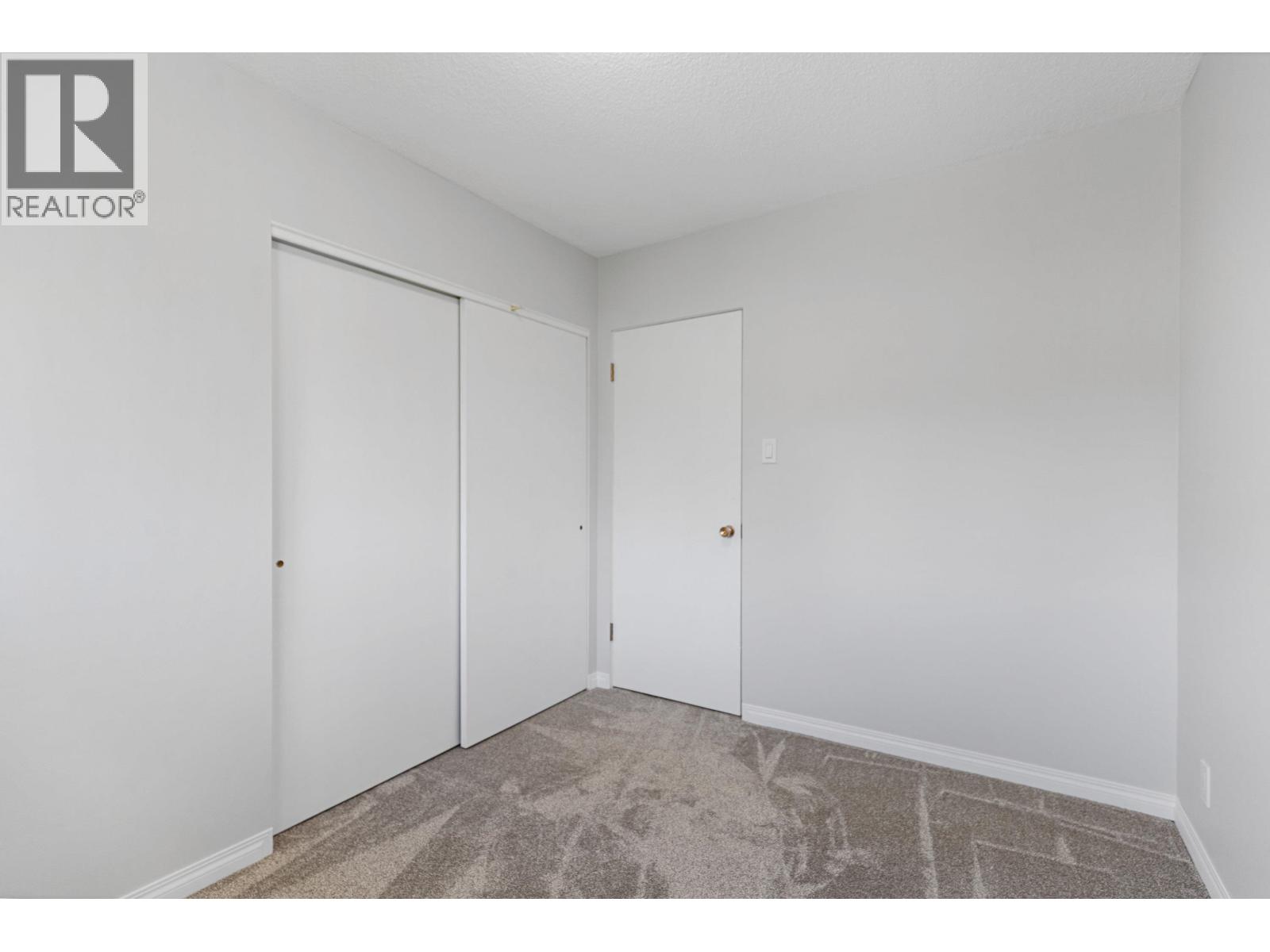 2335 ROYAL CRESCENT - Image 10