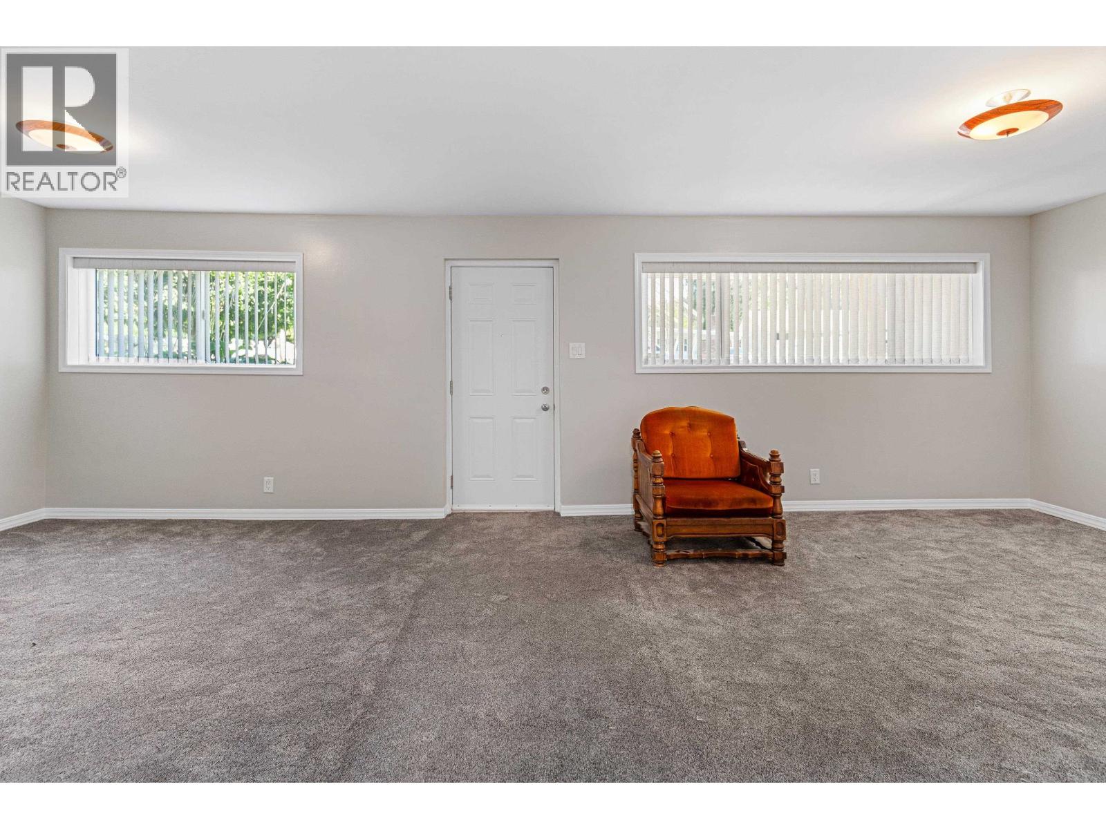 2335 ROYAL CRESCENT - Image 16