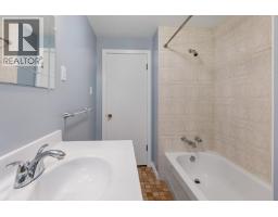 2335 Royal Crescent, Prince George, BC V2L1H4 Photo 18