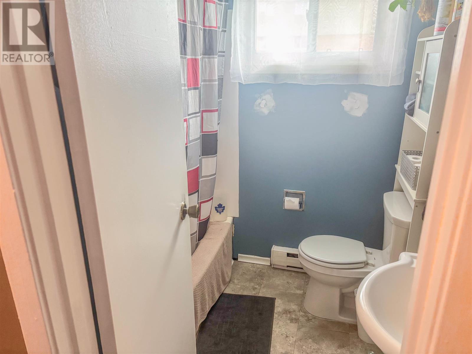 73 Robin ST - Image 12