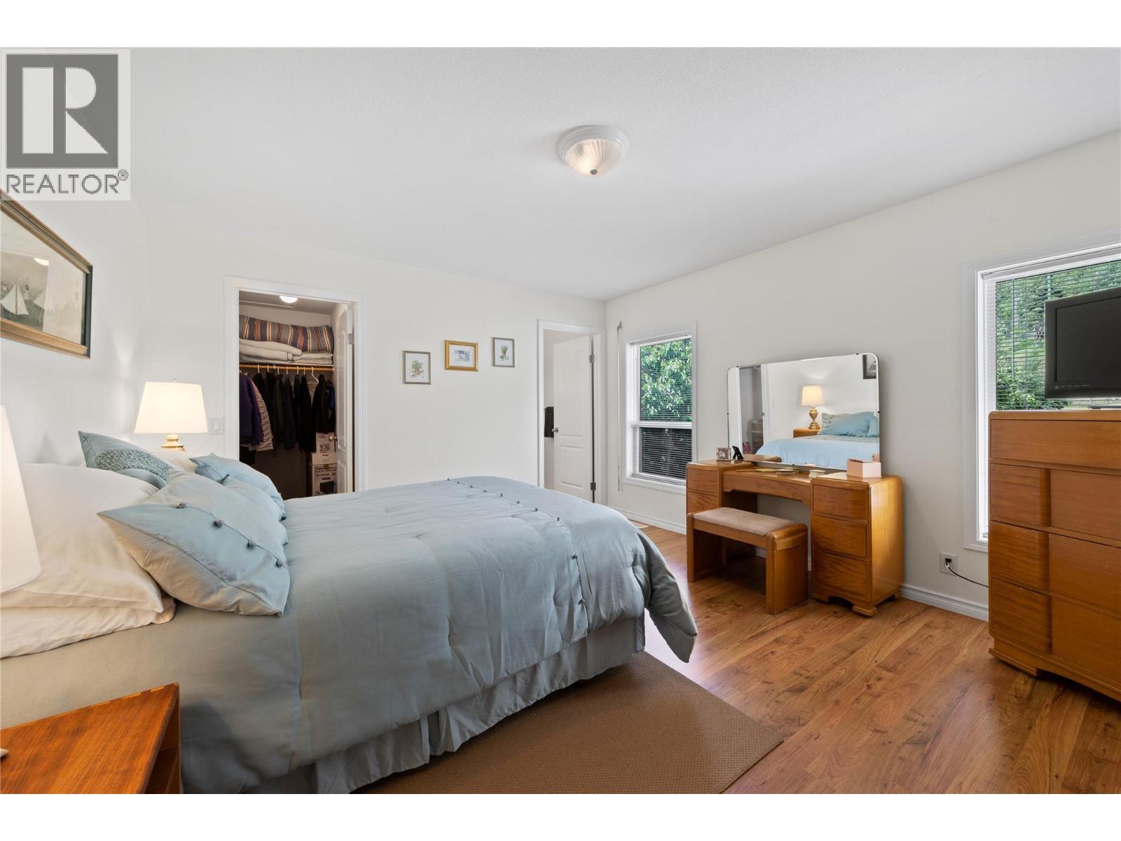 7832 Squilax-Anglemont Road - 13