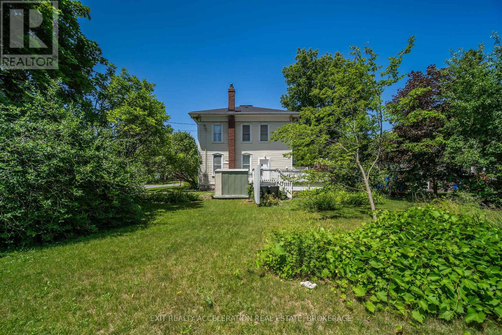 182 WATER STREET W - 27