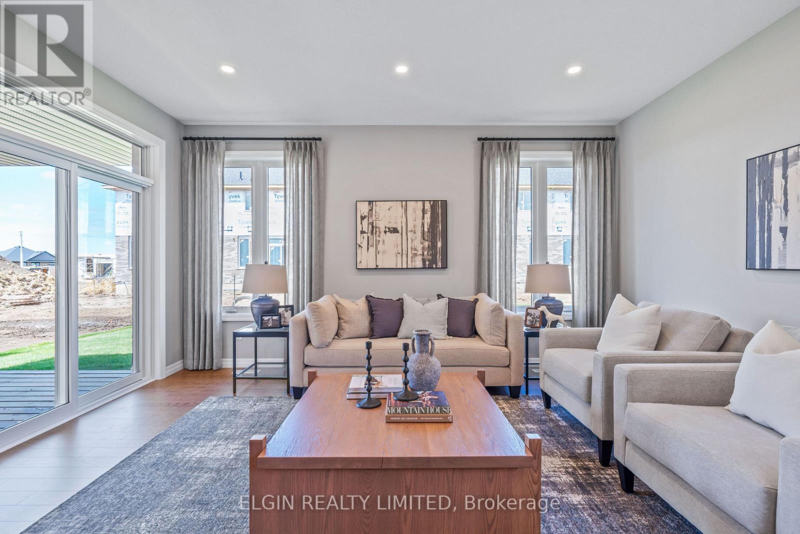 3 HEMLOCK CRESCENT - Image 12