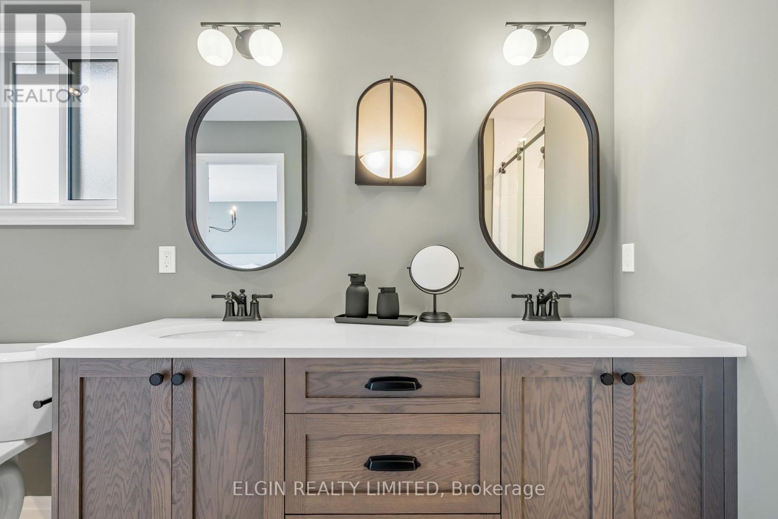 3 HEMLOCK CRESCENT - Image 34