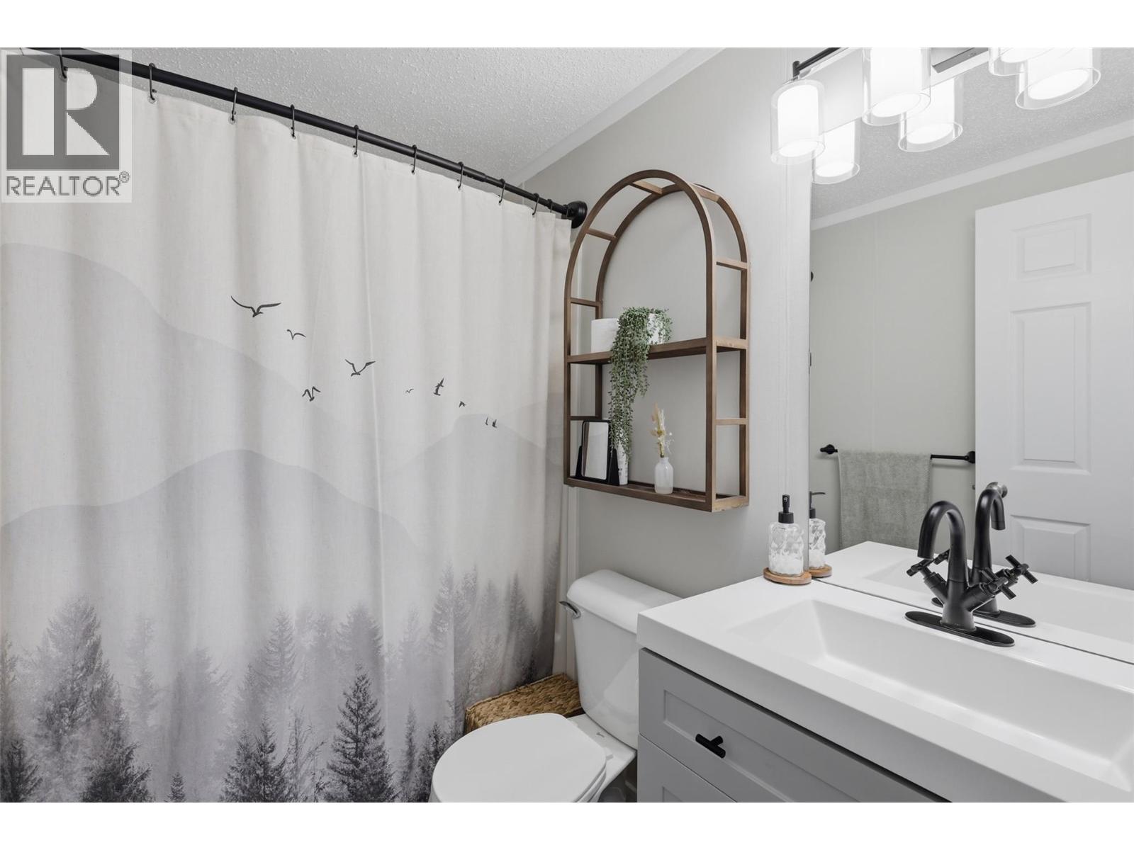 840 KLAHANIE Drive, Kamloops