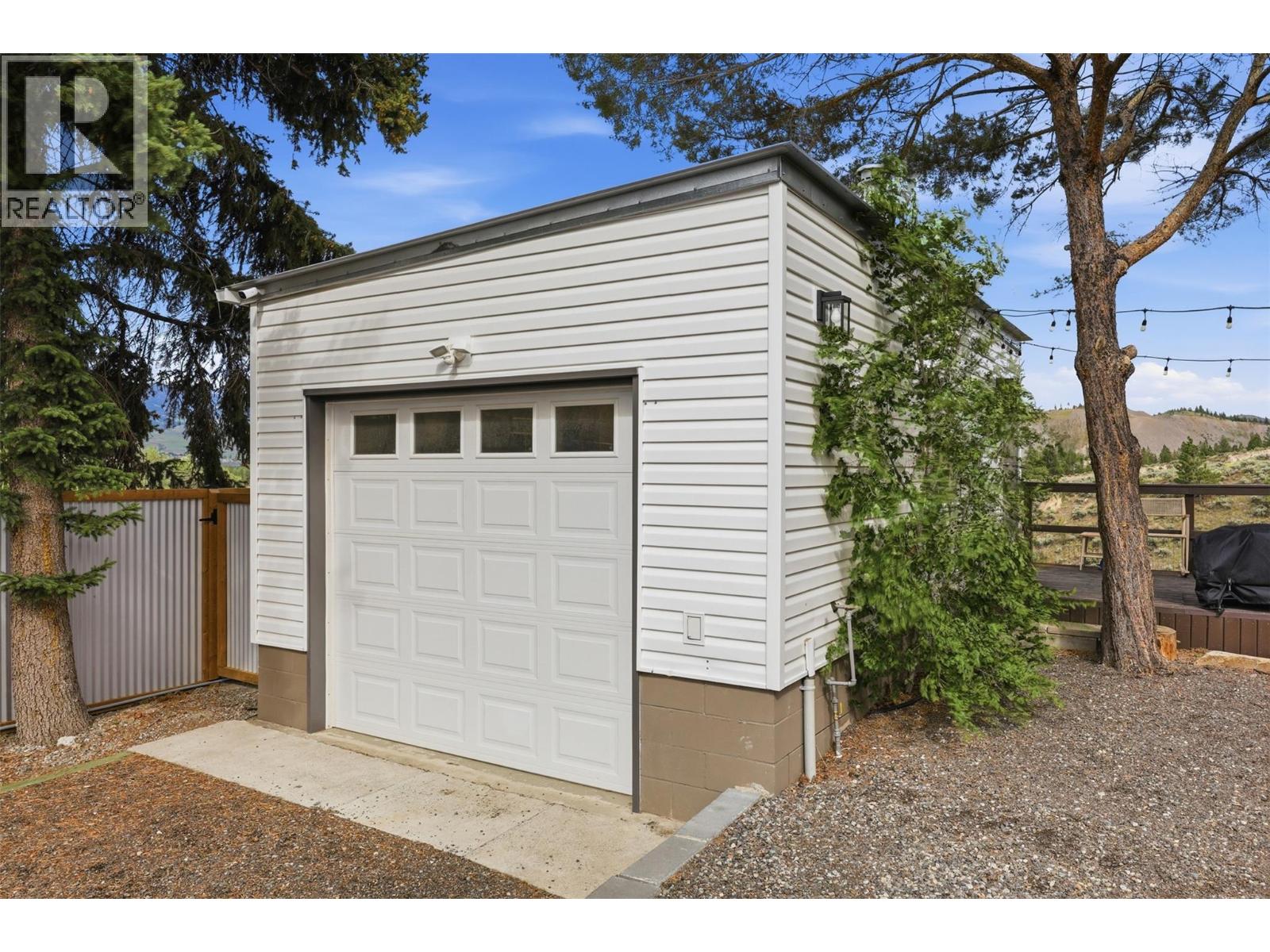 840 KLAHANIE Drive, Kamloops