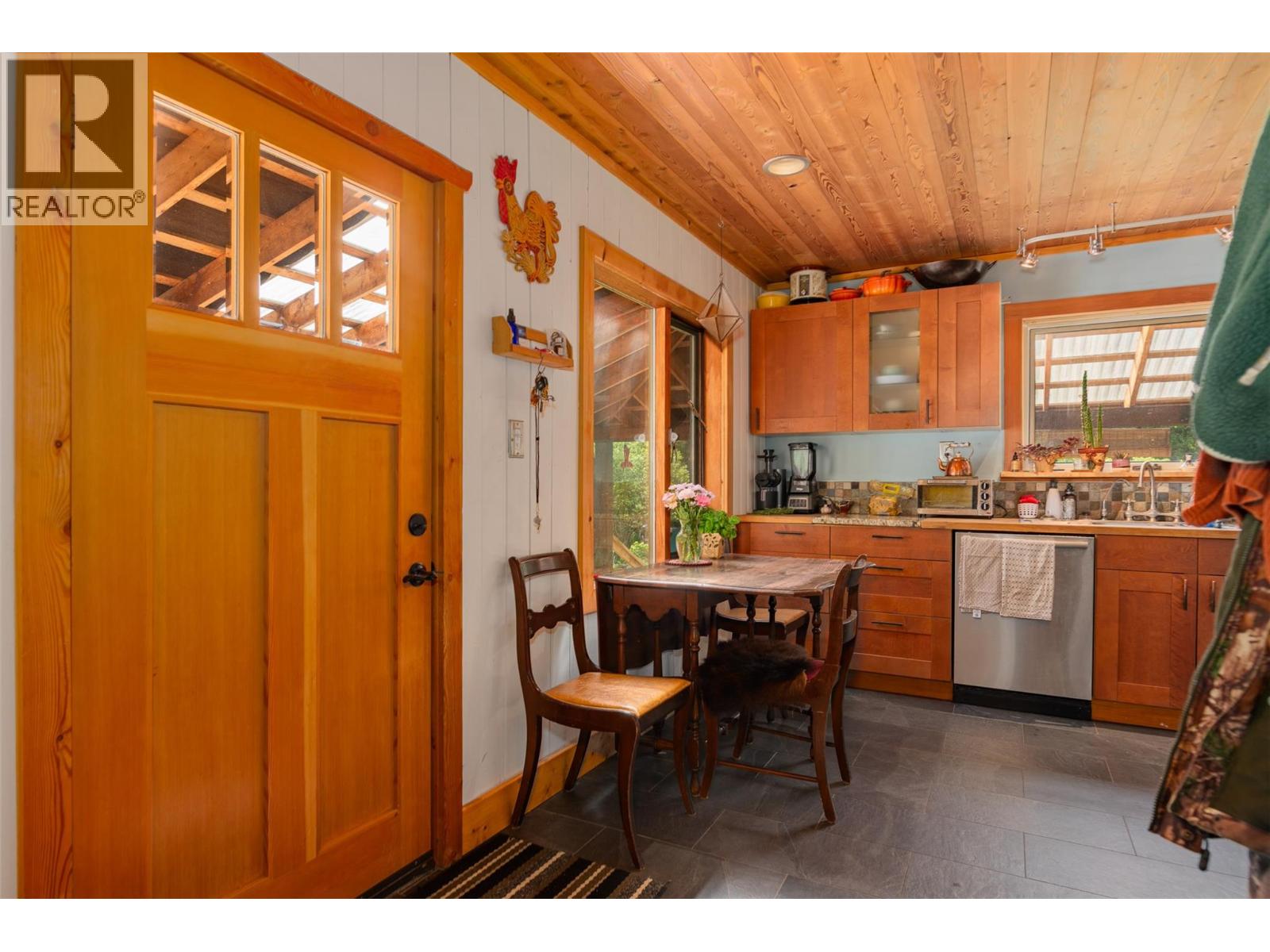 7010 PERRYS CEMETERY Road - Image 15