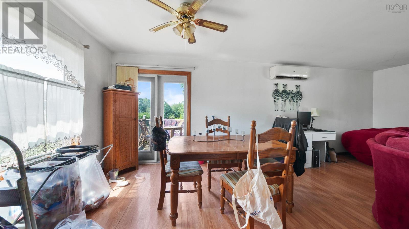 1 Laura Drive - 43