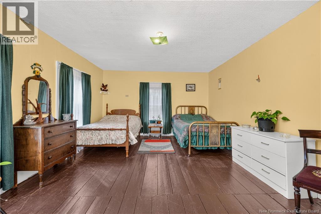 5910 King Street - Image 21