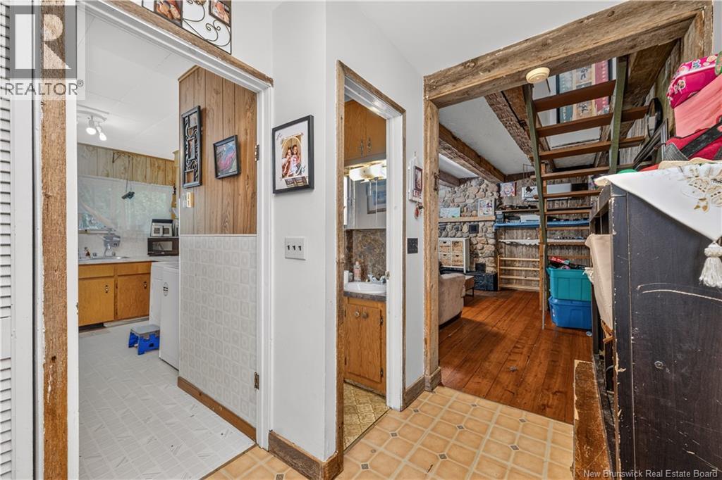 5910 King Street - Image 30