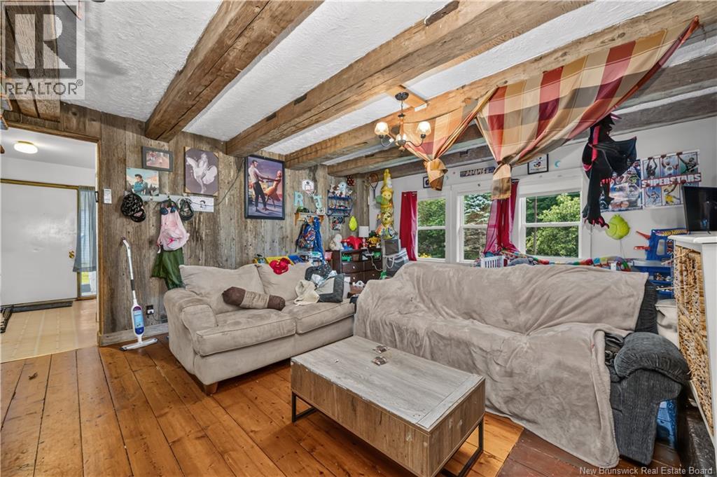 5910 King Street - Image 33