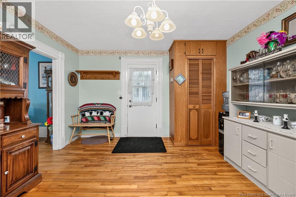 5910 King Street - Image 7