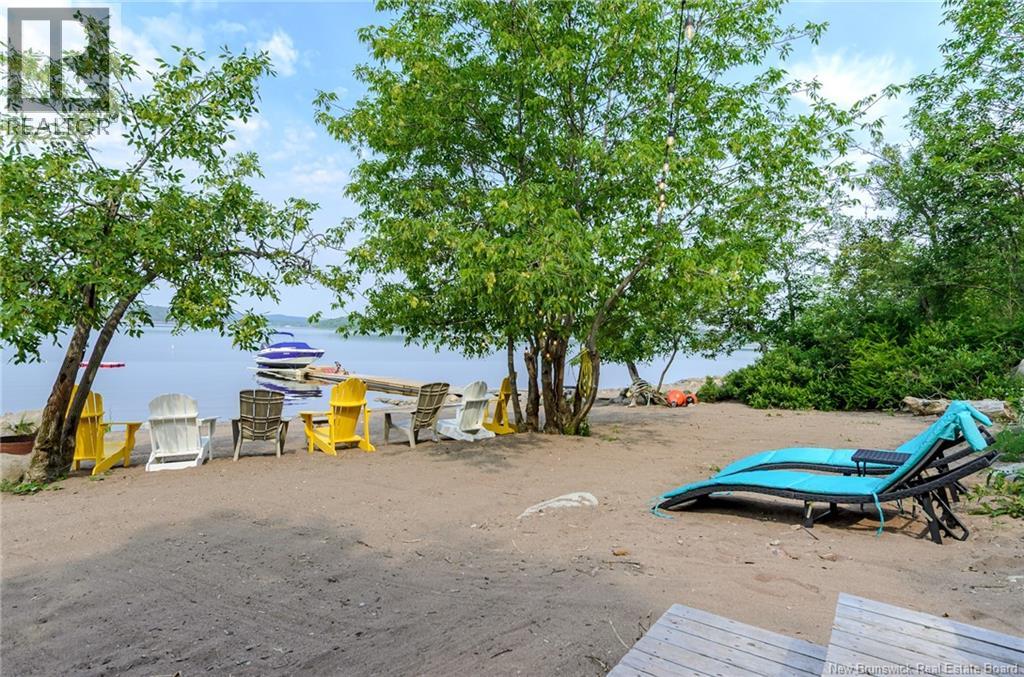73 Elizabeth Parkway - 5