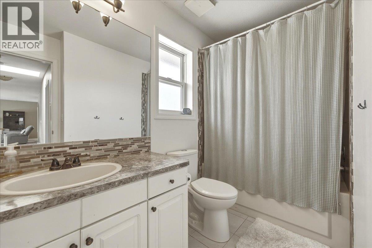 2225 Teal Place - Image 26