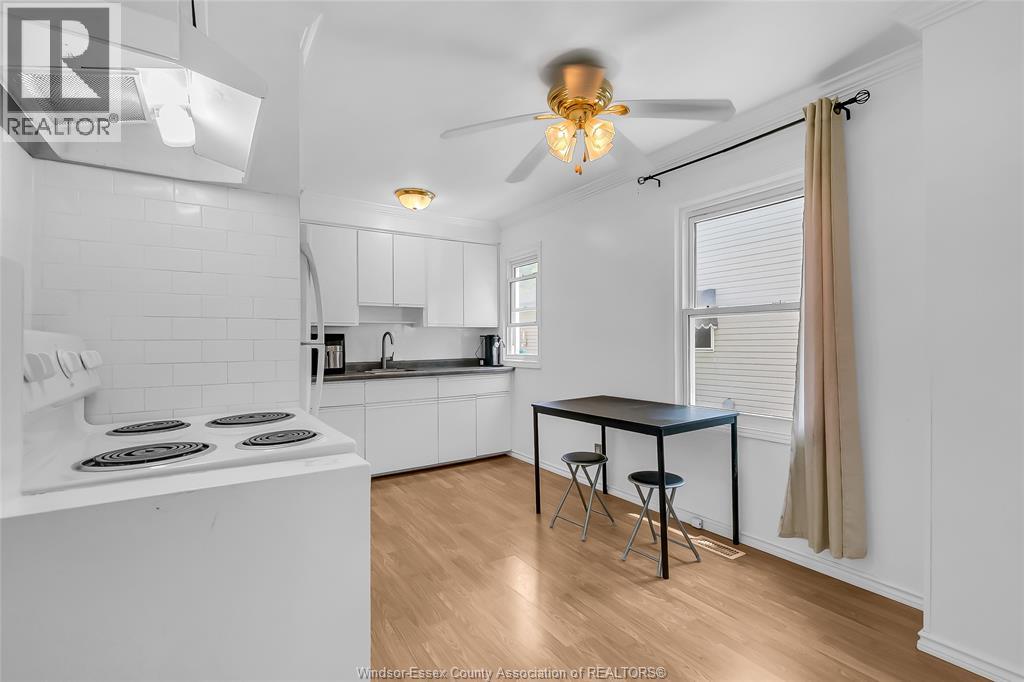 1176 CALIFORNIA AVENUE - 10