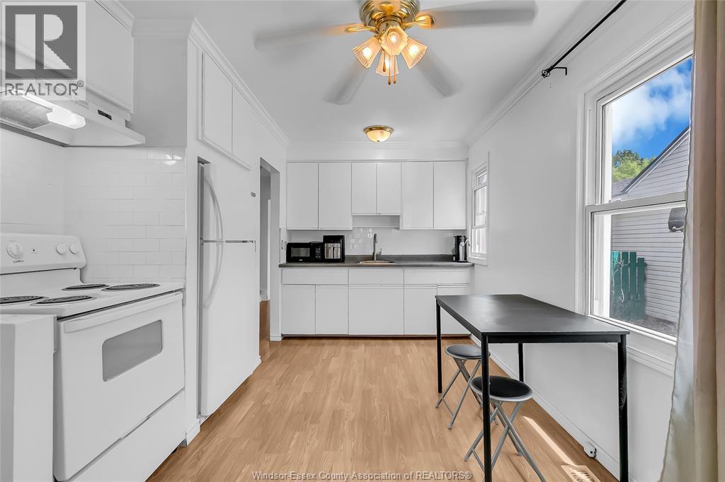 1176 CALIFORNIA AVENUE - 8