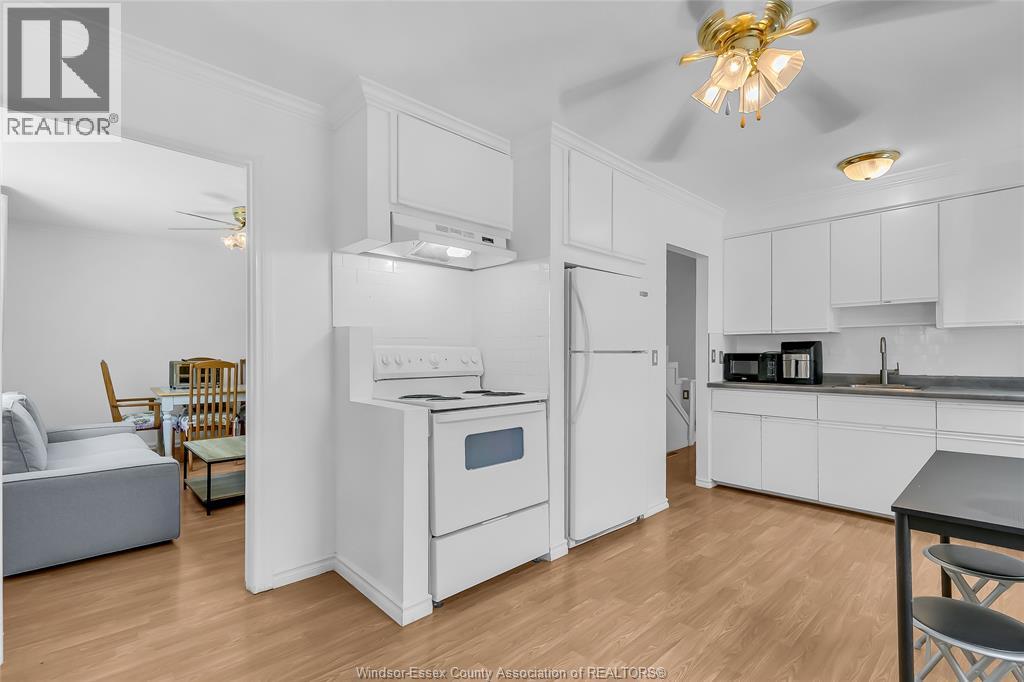 1176 CALIFORNIA AVENUE - 9